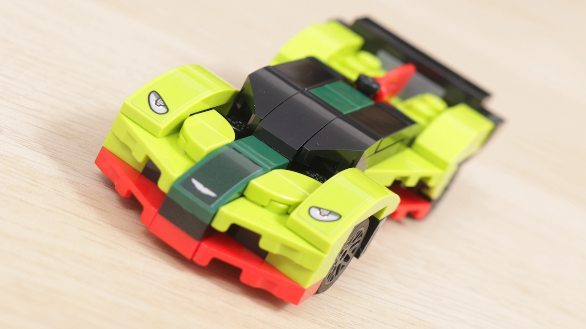 LEGO Speed Champions 30434 Aston Martin Valkyrie AMR Pro review