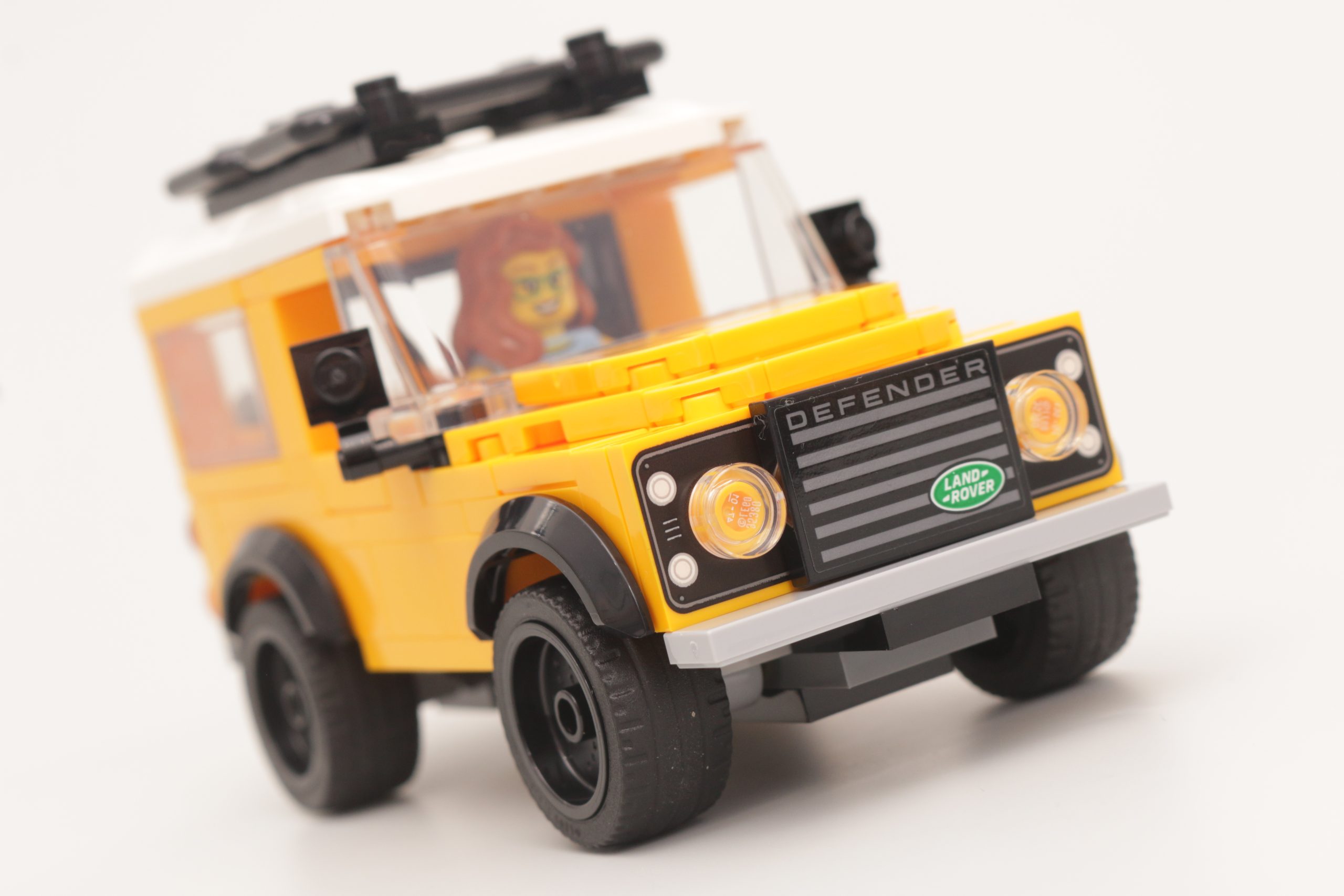 LEGO Creator 40650 Land Rover Classic Defender review 2 scaled