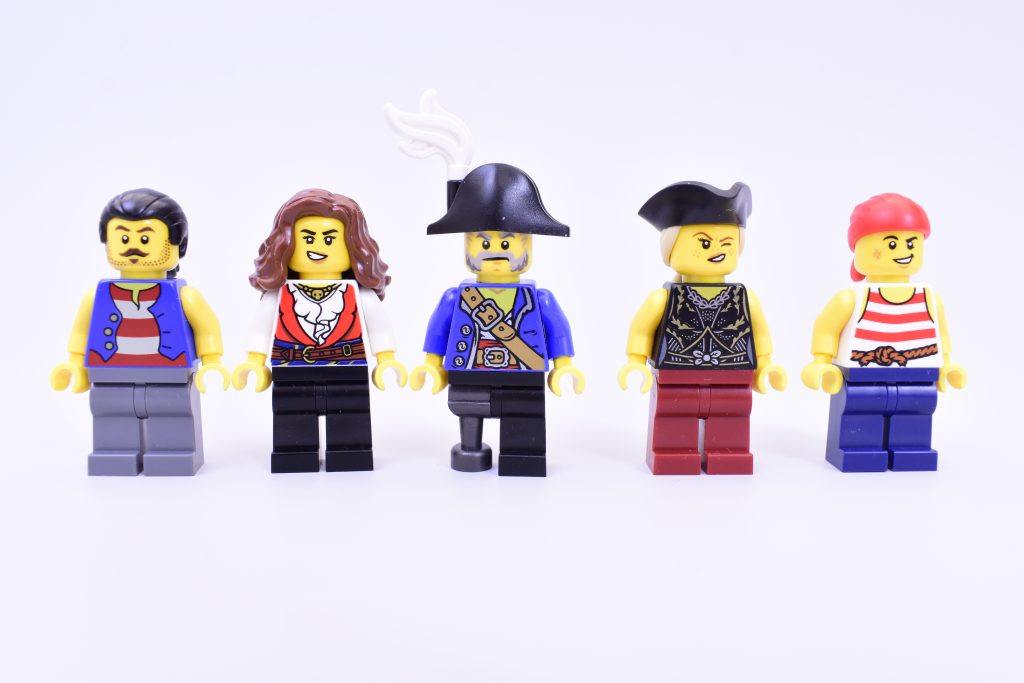 LEGO BrickLink Designer Program 910038 Ominous Isle review 14 1024x683
