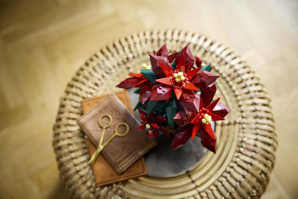 LEGO Icons Botanical Collection 10370 Poinsettia 16 1024x683