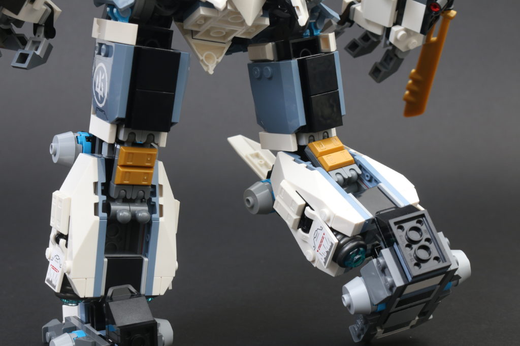 LEGO NINJAGO Legacy 71738 Zanes Titan Mech Battle review 30 1