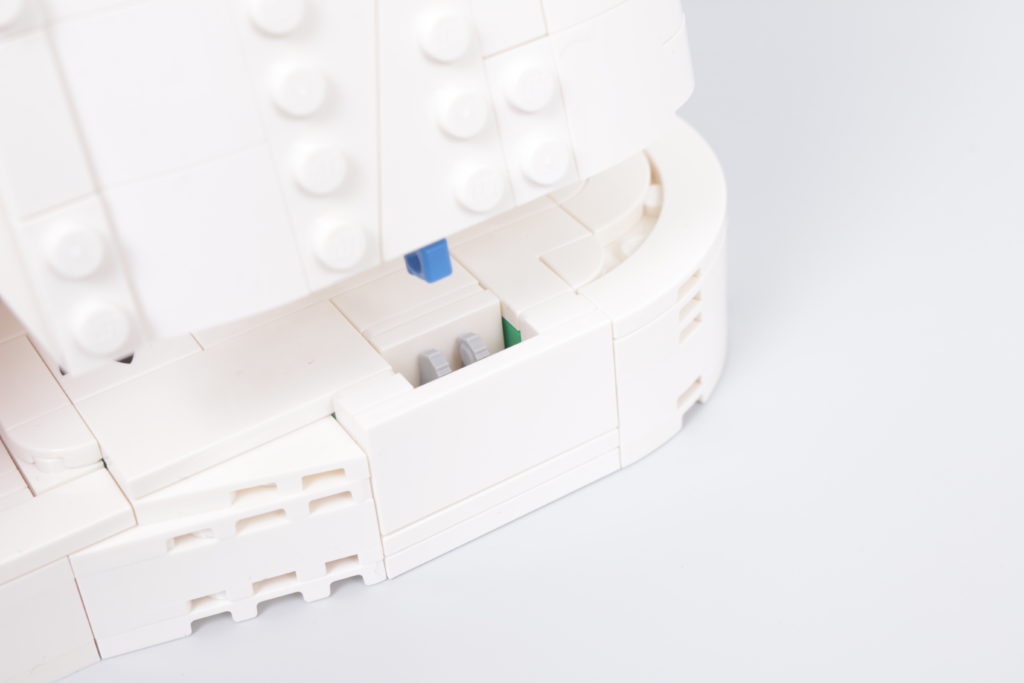 LEGO Creator Expert 18 plus 10282 Adidas Superstar review 15
