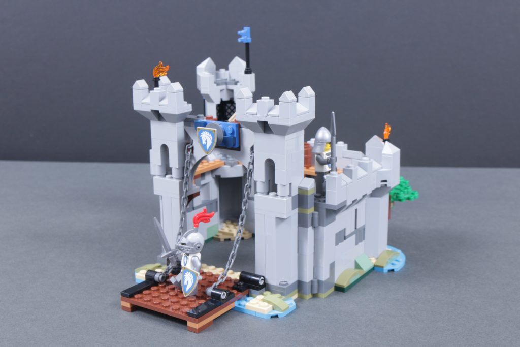 LEGO Creator 3 in 1 31168 Medieval Horse Knight Castle review 38 1024x683