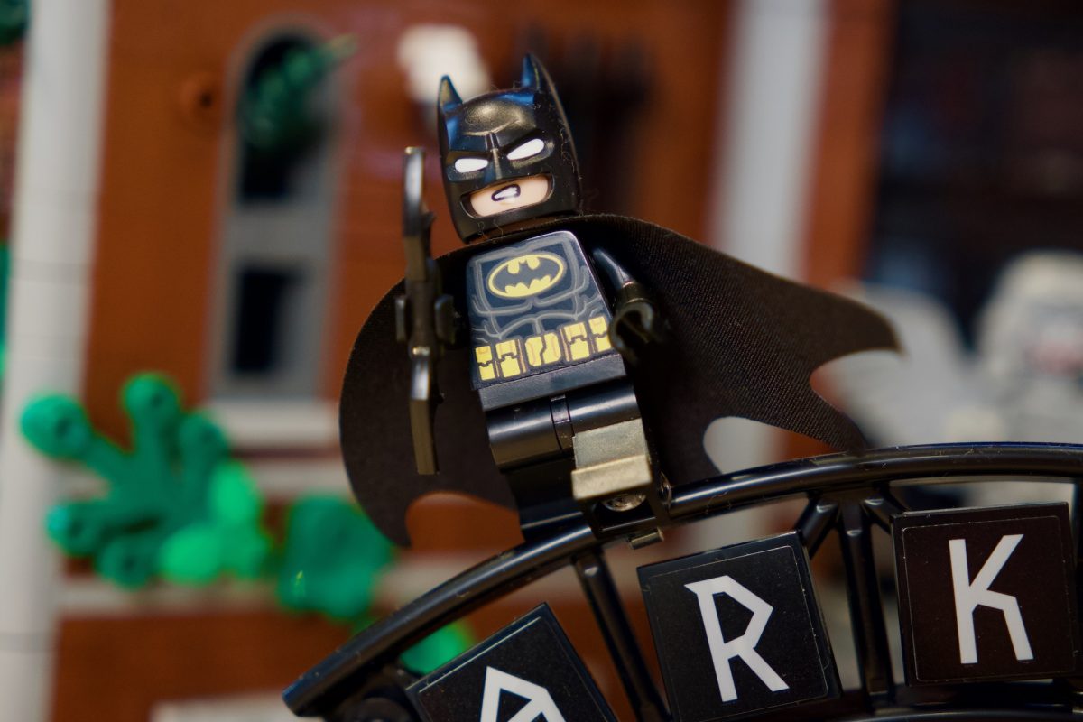 LEGO Batman DC 76300 Arkham Asylum mod 36 1200x800