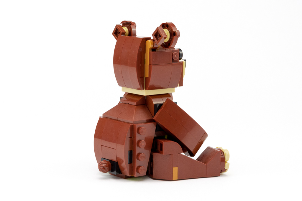 LEGO Review Valentines Brown Bear 11