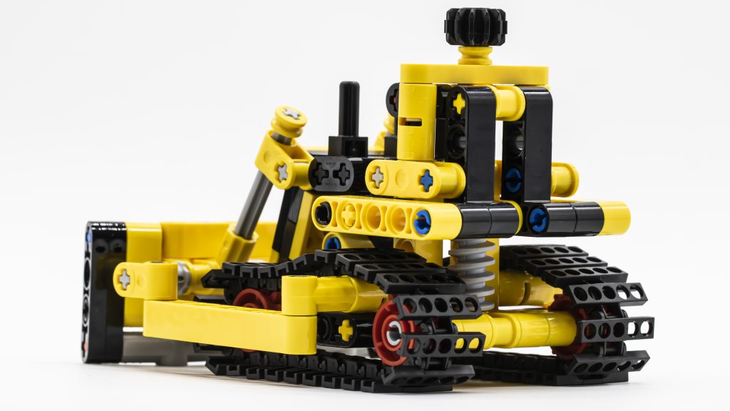 LEGO Technic 42163 Heavy Duty Bulldozer 3 1 1024x576