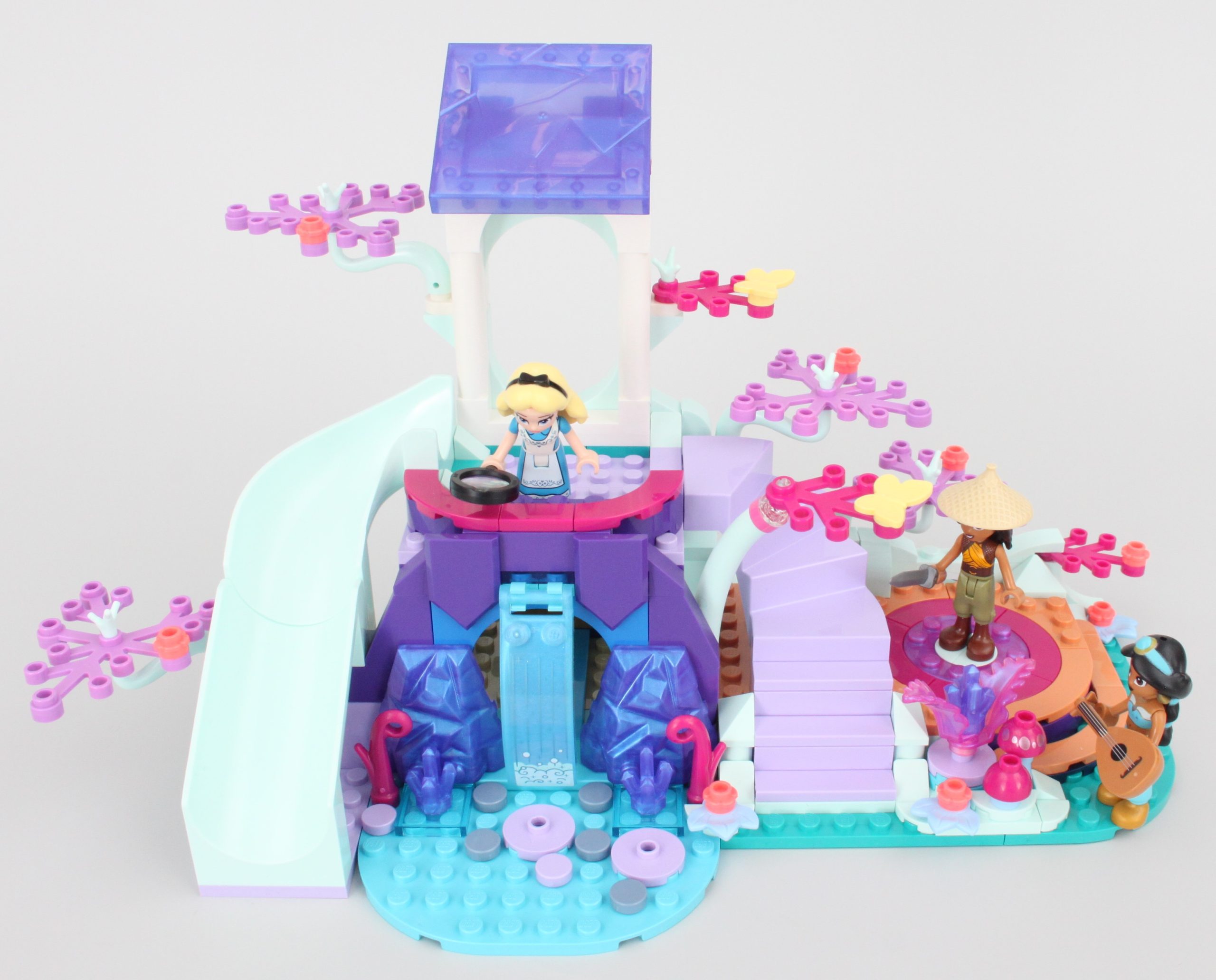 LEGO Disney 43215 The Enchanted Treehouse review 23 scaled