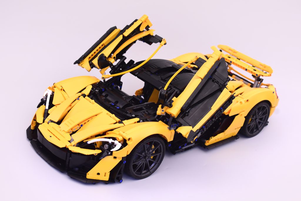LEGO Technic 42172 McLaren P1 review 14 1024x683