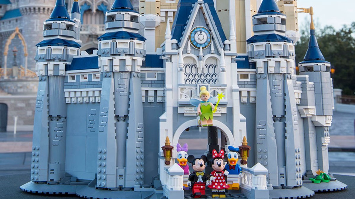 Rare discounts on LEGO Disney Castle, Train Station and Frozen Ice Castle