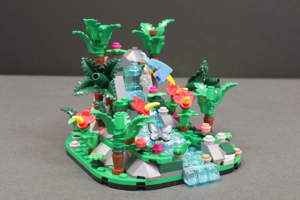 LEGO 40782 Tropical Rainforest Diorama Gift with Purchase review 3 1024x683
