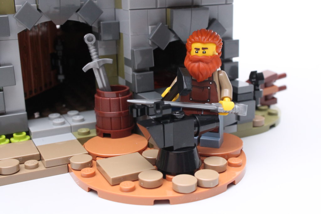 21325 Medieval Blacksmith review 5